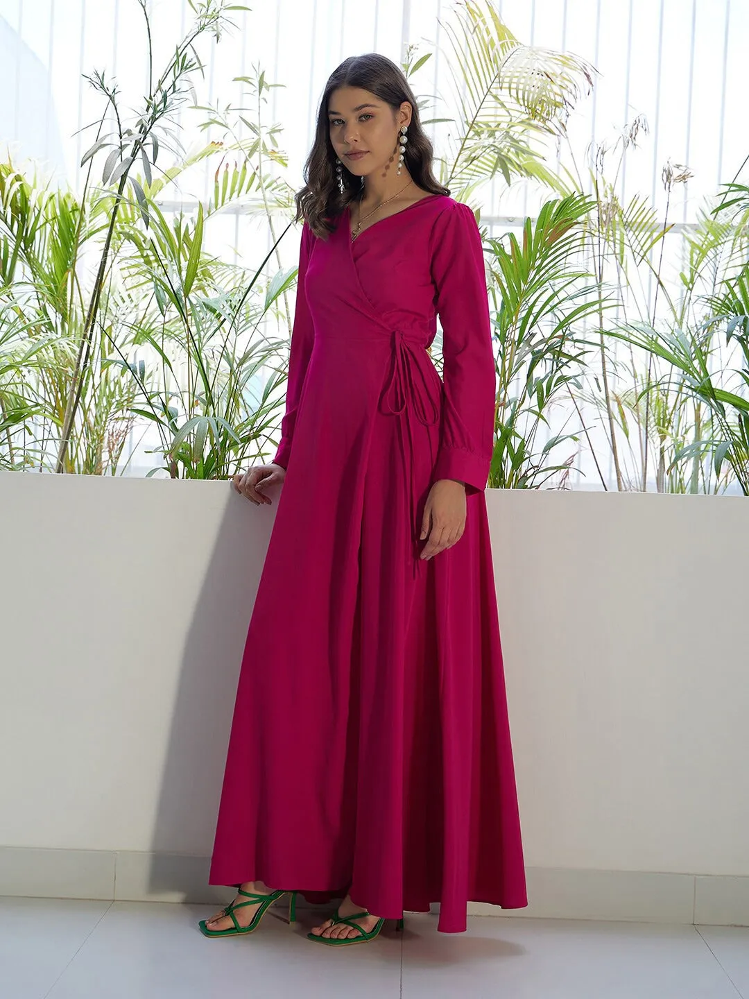 Berrylush Women Solid Pink V-Neck Cuffed Sleeves Waist Tie-Up Thigh-High Slit Flared Maxi Dress