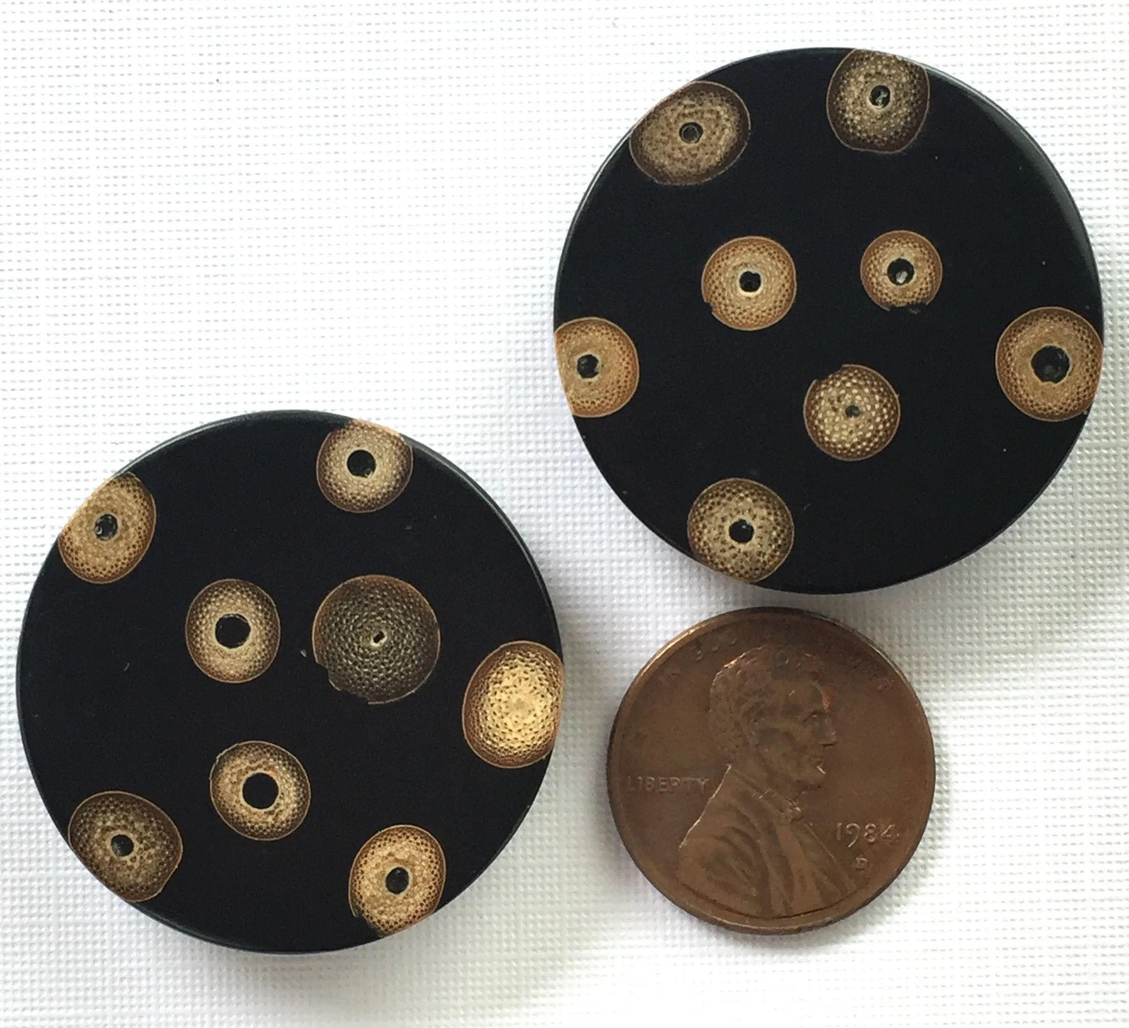 Black/Tan Bamboo Natural Dots Button 1-1/8".  #0600