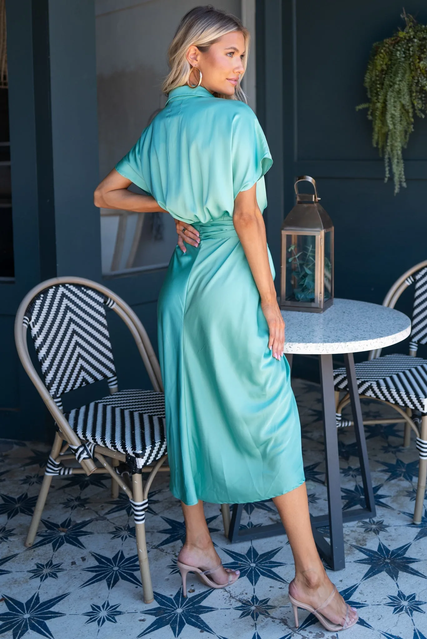 Elegant Edge Turquoise Midi Dress