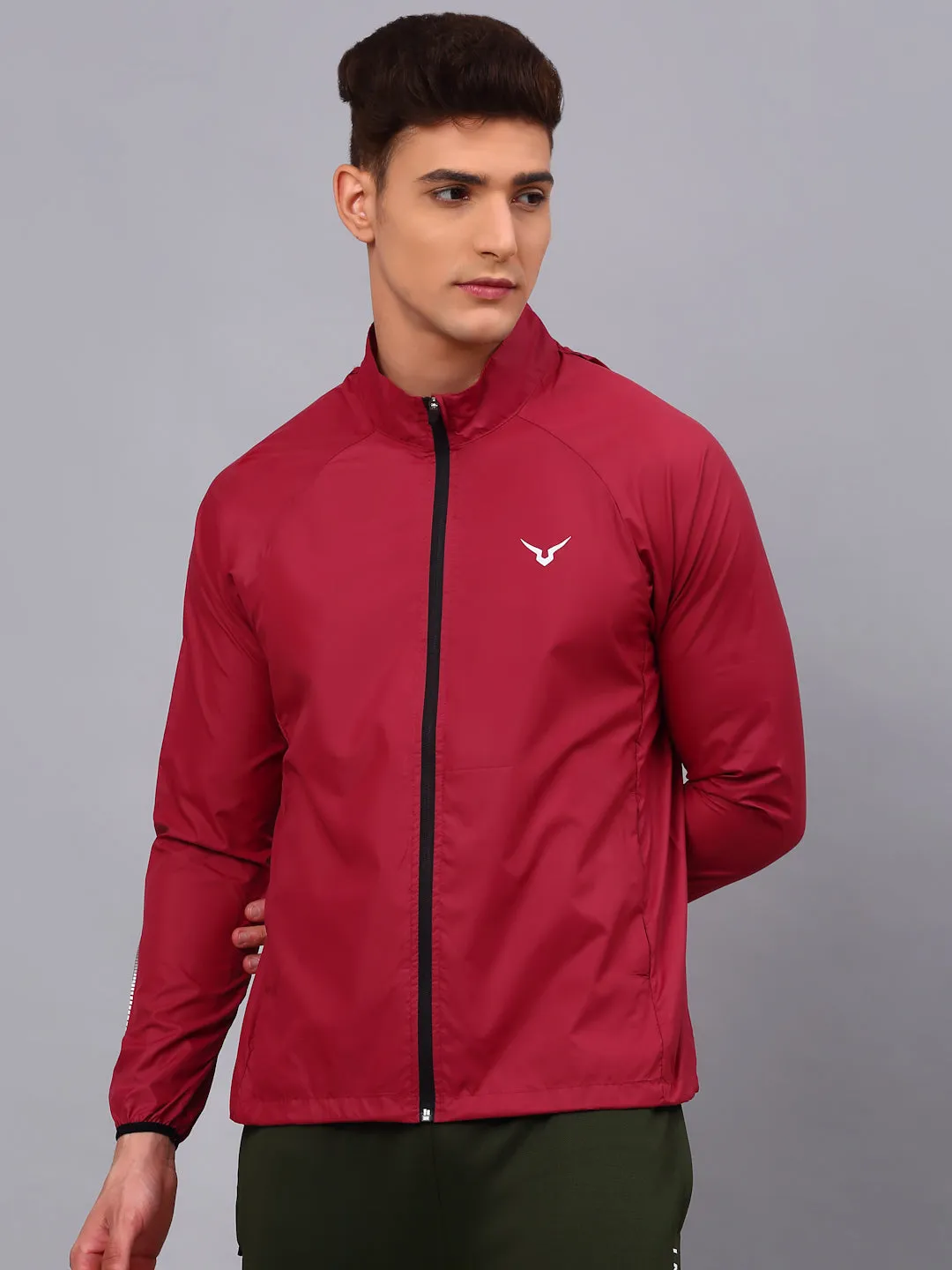 Invincible Men's Wind Runner Outdoor Jacket