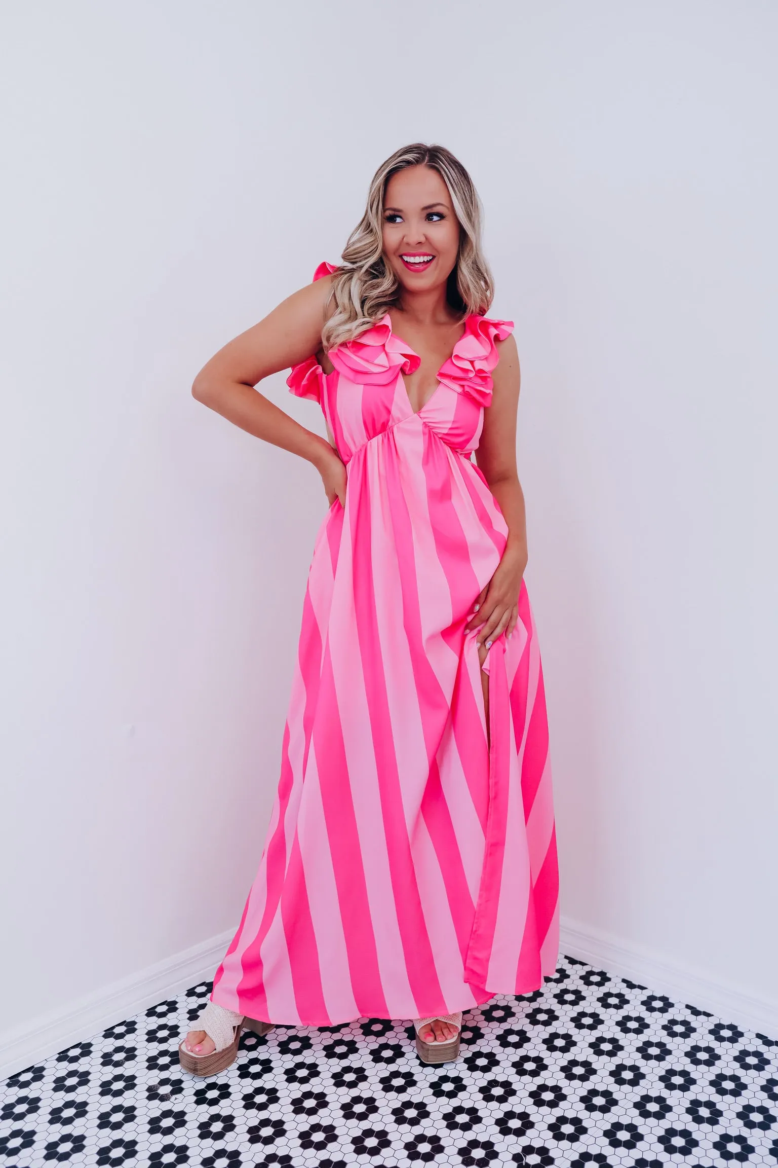 Mari Deep V Ruffled Maxi Dress - Pink